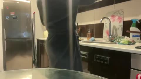 Snapshot of gitanoboy4 chatting on October 2, 5:36 am gitanoboy4 online show from October 2, 5:36 am