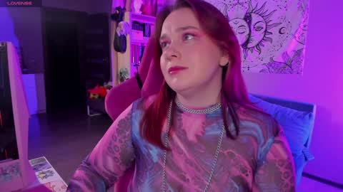 AlexaMillis online show from December 21, 12:09 am