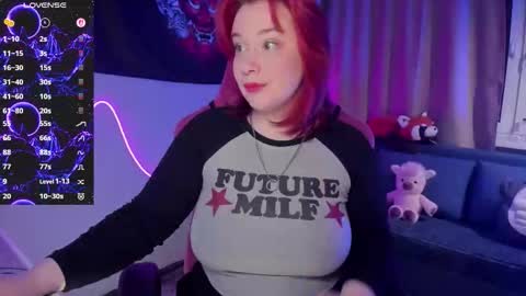 Snapshot of gitera_ chatting on March 12, 9:32 pm AlexaMillis online show from March 12, 9:32 pm