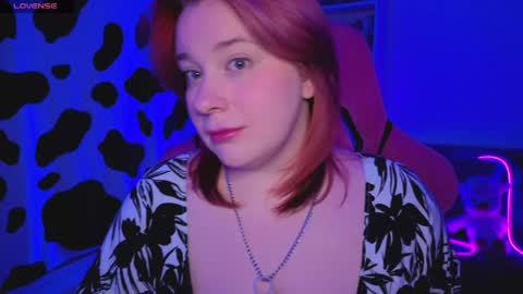 Snapshot of gitera_ chatting on April 27, 9:57 pm AlexaMillis online show from April 27, 9:57 pm