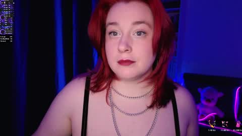 Snapshot of gitera_ chatting on May 17, 9:11 pm AlexaMillis online show from May 17, 9:11 pm