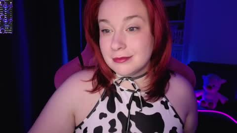 Snapshot of gitera_ chatting on May 21, 9:33 pm AlexaMillis online show from May 21, 9:33 pm