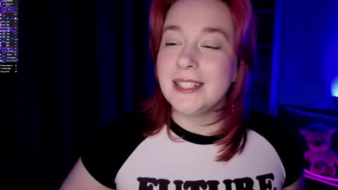 Snapshot of gitera_ chatting on June 6, 9:41 pm AlexaMillis online show from June 6, 9:41 pm