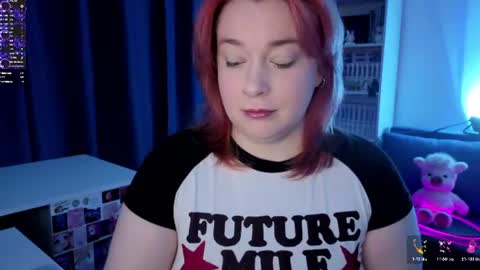 Snapshot of gitera_ chatting on June 13, 9:24 pm AlexaMillis online show from June 13, 9:24 pm