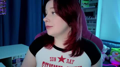 Snapshot of gitera_ chatting on July 15, 10:04 pm AlexaMillis online show from July 15, 10:04 pm