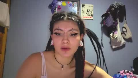 Snapshot of giulietta_mon chatting on March 31, 4:24 am Giulietta online show from March 31, 4:24 am