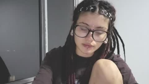 Snapshot of giulietta_mon chatting on April 13, 4:40 am Giulietta online show from April 13, 4:40 am