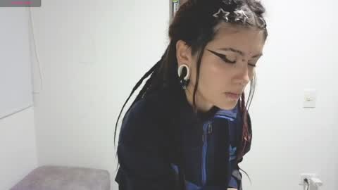 Snapshot of giulietta_mon chatting on April 18, 8:07 am Giulietta online show from April 18, 8:07 am