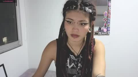 Snapshot of giulietta_mon chatting on April 21, 2:15 am Giulietta online show from April 21, 2:15 am