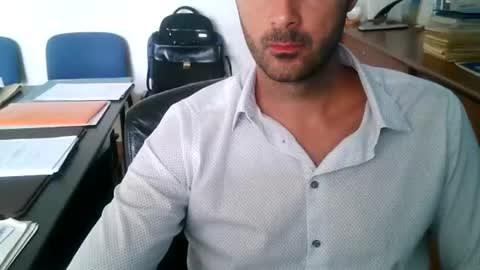 giuseppevai1 online show from September 23, 1:36 pm