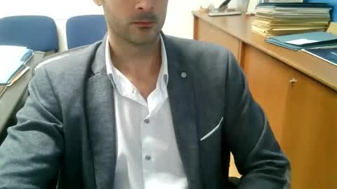 giuseppevai1 online show from October 20, 5:57 pm