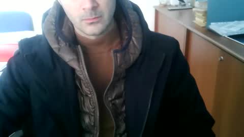 Snapshot of giuseppevai1 chatting on February 16, 10:11 am giuseppevai1 online show from February 16, 10:11 am