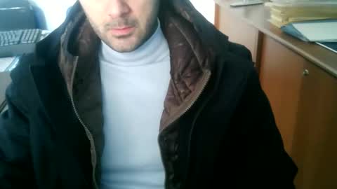 Snapshot of giuseppevai1 chatting on February 25, 9:19 am giuseppevai1 online show from February 25, 9:19 am