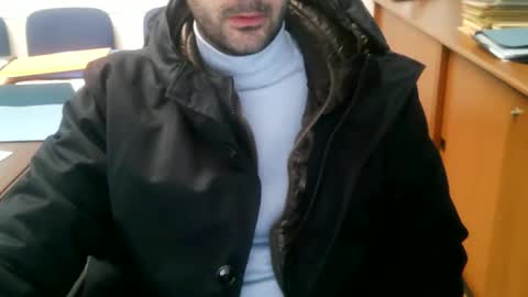 Snapshot of giuseppevai1 chatting on March 23, 6:56 pm giuseppevai1 online show from March 23, 6:56 pm