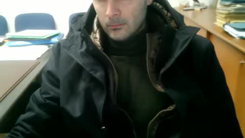 Snapshot of giuseppevai1 chatting on April 2, 5:10 pm giuseppevai1 online show from April 2, 5:10 pm