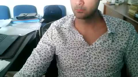 Snapshot of giuseppevai1 chatting on April 10, 2:55 pm giuseppevai1 online show from April 10, 2:55 pm