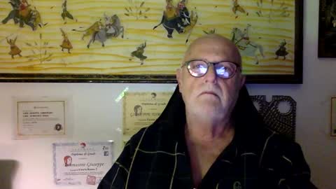 Snapshot of giutomma930394 chatting on March 16, 12:27 am giutomma930394 online show from March 16, 12:27 am