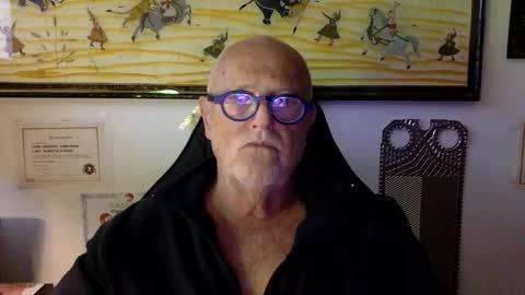 Snapshot of giutomma930394 chatting on April 12, 2:00 pm giutomma930394 online show from April 12, 2:00 pm