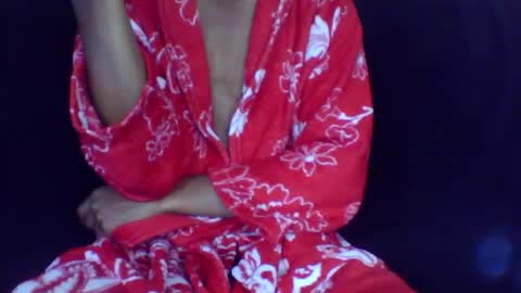 Snapshot of give_us_pleasure chatting on February 18, 6:53 am give_us_pleasure online show from February 18, 6:53 am