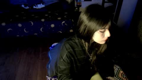 Snapshot of givenom chatting on December 18, 11:11 pm dirtyvenom online show from December 18, 11:11 pm