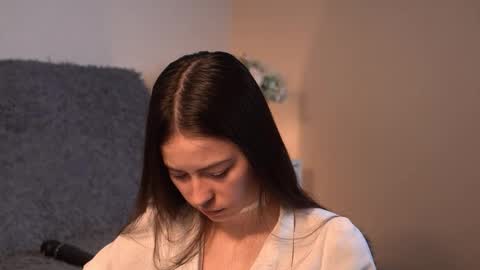 Agness online show from February 23, 2:36 pm