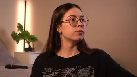 Agness online show from March 20, 11:26 am