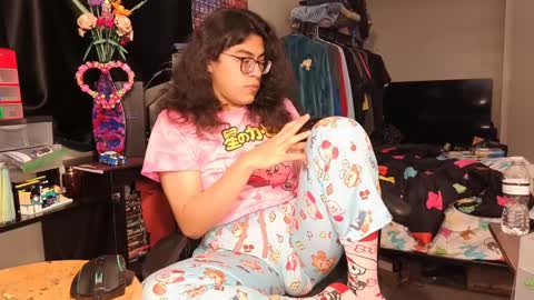 glaceon9 online show from January 30, 12:48 pm