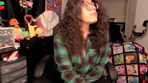 glaceon9 online show from October 15, 5:57 pm