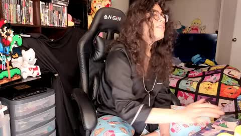 glaceon9 online show from March 28, 7:30 am