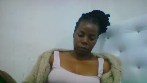 Snapshot of gladie46 chatting on July 19, 5:33 am gladie46 online show from July 19, 5:33 am