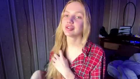 Hello My name is Ashley online show from March 30, 1:45 pm