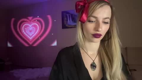 glamour_rogue online show from February 14, 5:43 pm