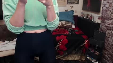 Glamourhottie online show from October 6, 7:50 am