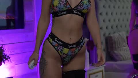 CharmingMom online show from November 19, 4:12 am