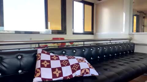 gleiahong online show from November 7, 2:11 am