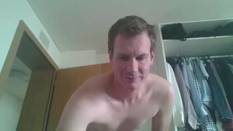 Snapshot of glen_1987 chatting on March 23, 10:19 am Mike 1987 online show from March 23, 10:19 am