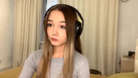 Snapshot of glennbloebaum chatting on November 10, 10:03 am Catalina online show from November 10, 10:03 am