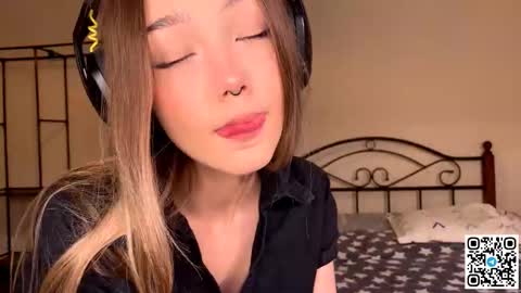 Snapshot of glennbloebaum chatting on November 23, 11:21 am Catalina online show from November 23, 11:21 am