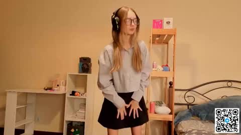 Snapshot of glennbloebaum chatting on December 3, 11:08 am Catalina online show from December 3, 11:08 am