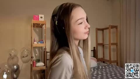 Snapshot of glennbloebaum chatting on December 14, 12:32 pm Catalina online show from December 14, 12:32 pm