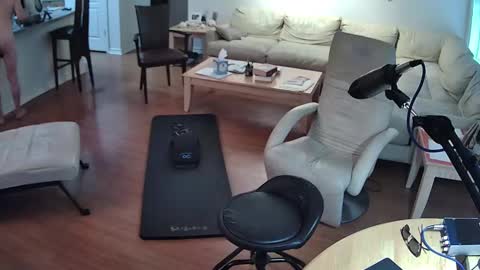 Snapshot of glennbootycam chatting on December 25, 7:02 pm glennbitch online show from December 25, 7:02 pm