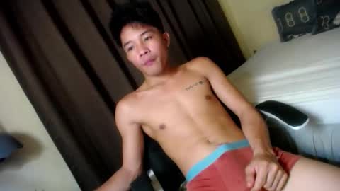 glenndou_daxs online show from October 7, 11:40 am