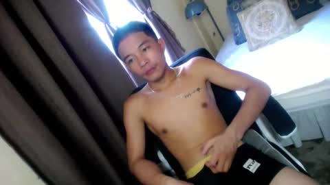 glenndou_daxs online show from November 10, 6:45 am