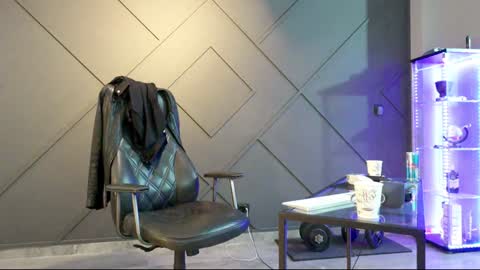 Snapshot of glennmasters chatting on December 2, 4:09 am Matthew .. for short call me Matt online show from December 2, 4:09 am