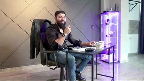 Snapshot of glennmasters chatting on December 15, 10:50 am Matthew .. for short call me Matt online show from December 15, 10:50 am