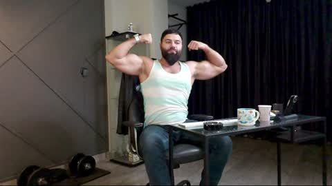 Snapshot of glennmasters chatting on December 22, 4:50 am Matthew .. for short call me Matt online show from December 22, 4:50 am