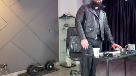 Snapshot of glennmasters chatting on December 29, 9:30 pm Matthew .. for short call me Matt online show from December 29, 9:30 pm