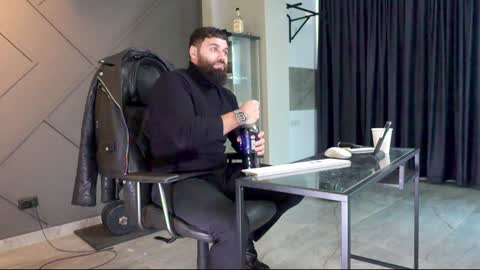 Snapshot of glennmasters chatting on January 2, 7:12 am Matthew .. for short call me Matt online show from January 2, 7:12 am