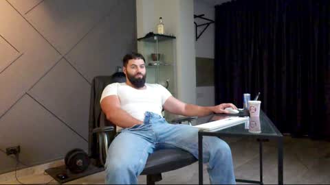 Snapshot of glennmasters chatting on January 4, 8:16 pm Matthew .. for short call me Matt online show from January 4, 8:16 pm