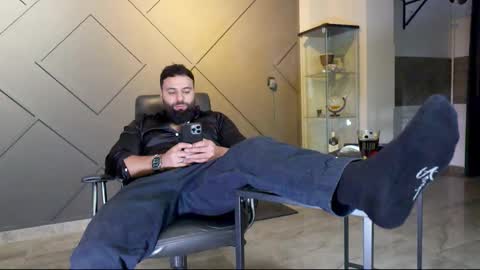 Snapshot of glennmasters chatting on February 19, 1:40 am Matthew .. for short call me Matt online show from February 19, 1:40 am